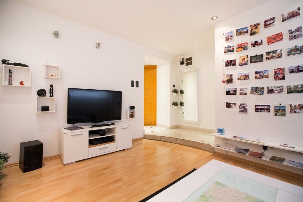 Eazzynight Center Apartment ซาเกร็บ ห้อง รูปภาพ