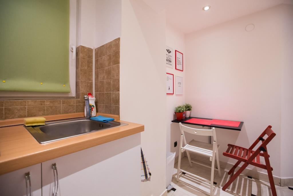 Eazzynight Center Apartment ซาเกร็บ ห้อง รูปภาพ
